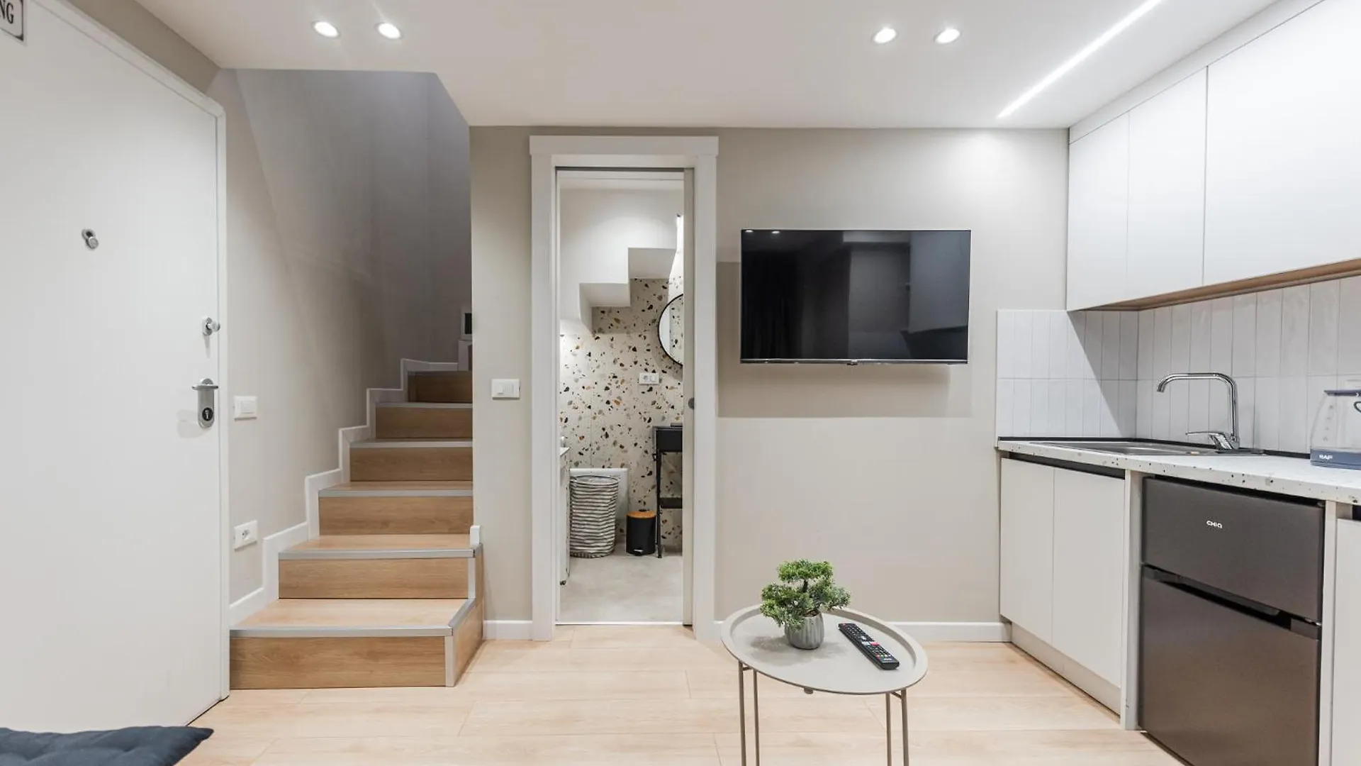 Casa Del Sol By Kondo Stays تيرانا شقة